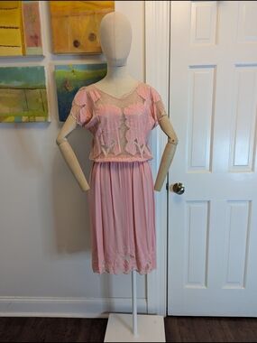 1980s Vintage Bali Emerald Cutwork Lace Pink Hibiscus Dress S/M